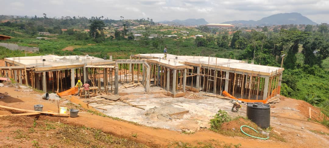 Realisation du projet de construction duplexe contemporain à Yaoundé